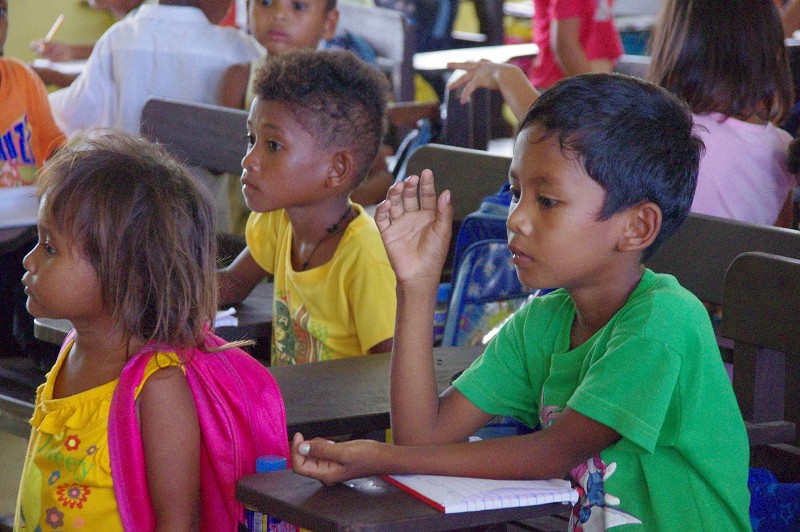 Donation_Aeta_Zambales_06_2011_078