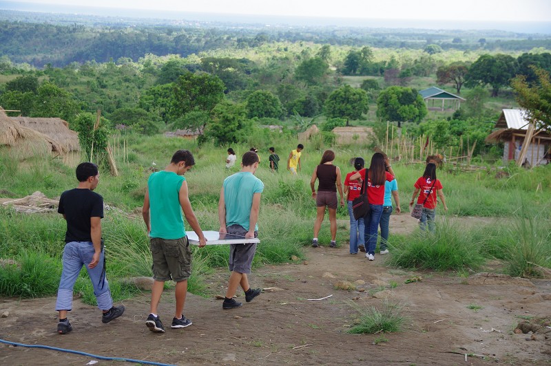 Donation_Aeta_Zambales_06_2011_079