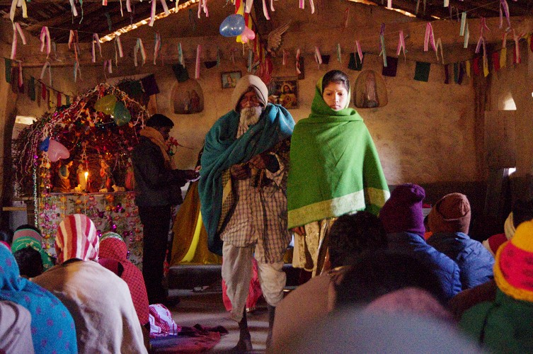 16_Morning_mass_in_Bishumpur_Dec25_18