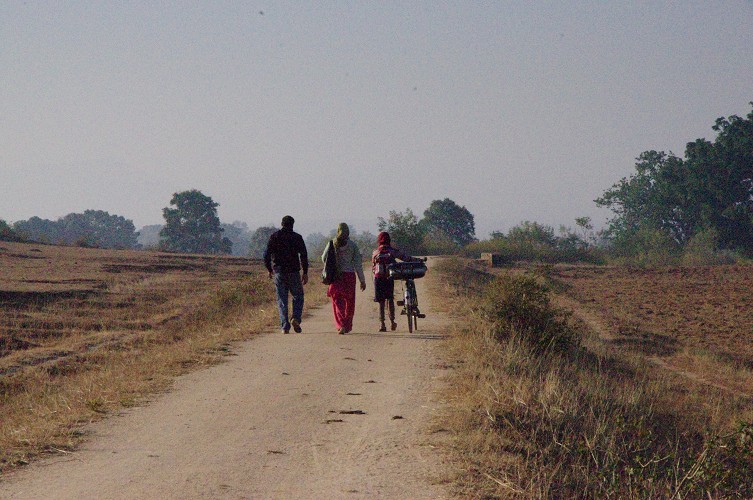 23_Adieu_Bishumpur_early_morning_Dec26_04