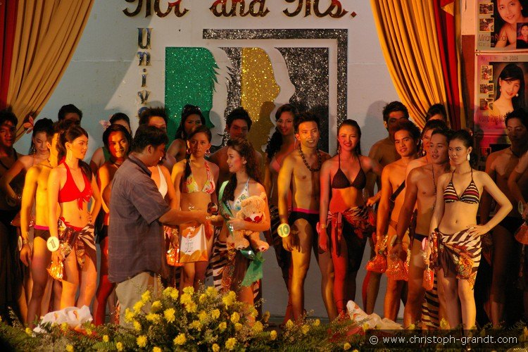 06_Party_University_of_Manila_01