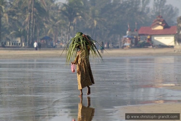 3_Chaungtha-Beach_03