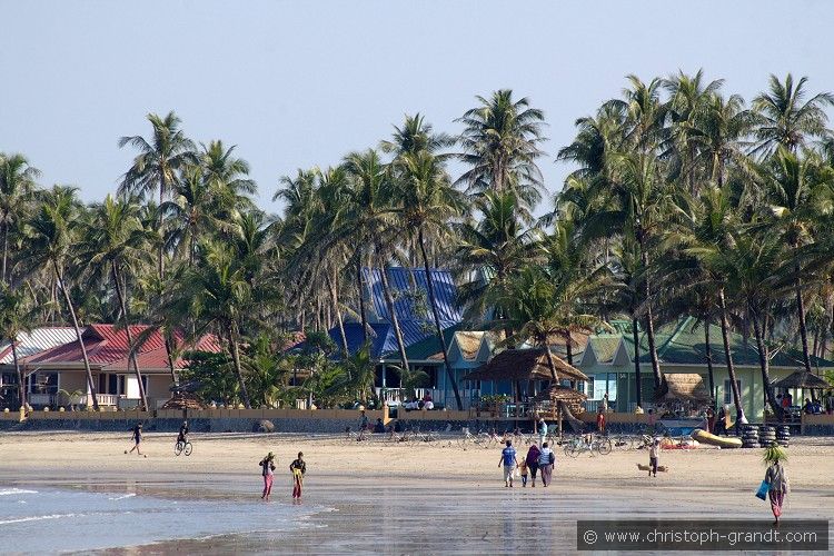 3_Chaungtha-Beach_19