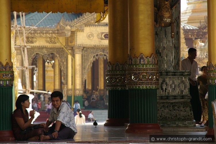 8_Shwedagon_(Yangon)_18