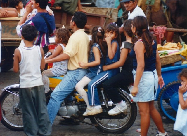 Images/nica_sel_050.jpg
